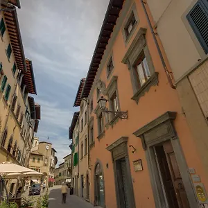https://palazzo-tempi.it-tuscanyhotel.com