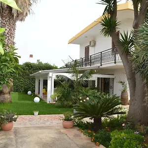 holiday-home-mediterraneo.sicilyhotelsitaly.net/
